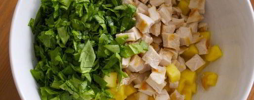 Шаг 5: томатов, фаршированных гавайским куриным салатом