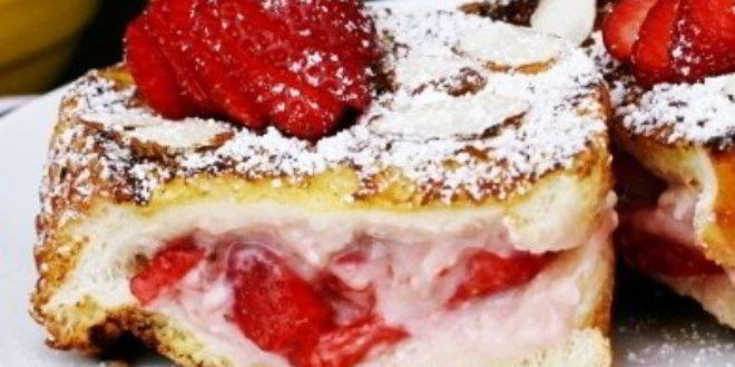 Рецепт французских тостов с начинкой из сливочного сыра и клубники