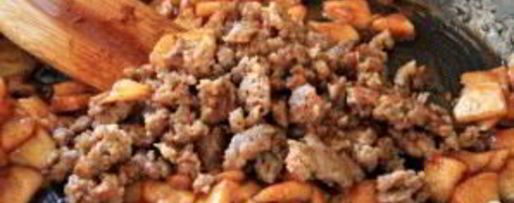 Шаг 1: французских тостов с яблоками и колбасой