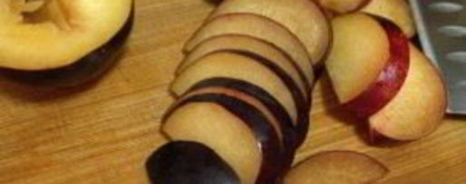 Шаг 2: французских тостов с яблоками и сливами