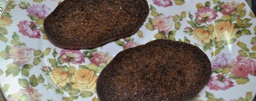 Шаг 3: тостов пикантных с креветками и маслинами