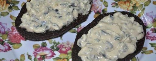 Шаг 5: тостов пикантных с креветками и маслинами