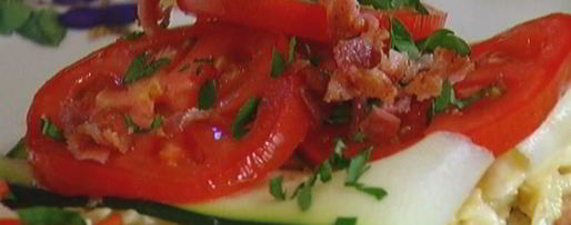 Шаг 8: тостов с беконом, помидорами, цукини и сыром