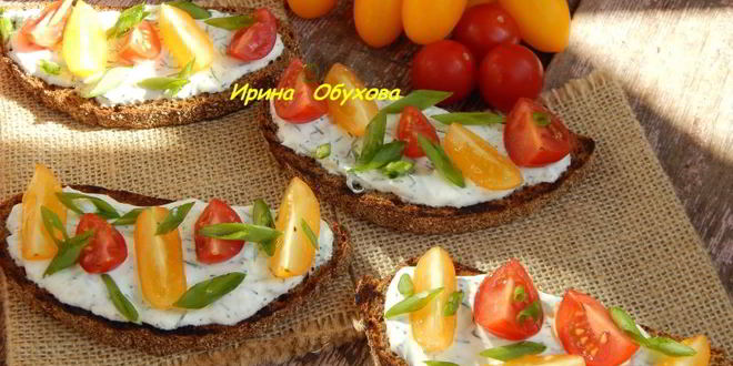 Рецепт тостов с чесночным соусом и помидорками