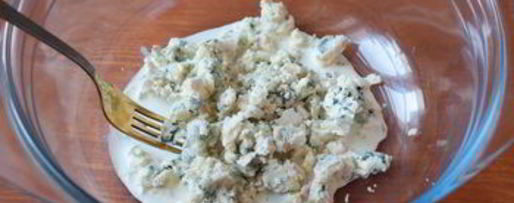 Шаг 1: тостов с грушами и голубым сыром