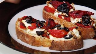 Рецепт Тостов с козьим сыром