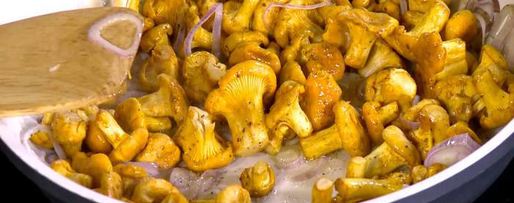 Шаг 5: тостов с лисичками и лимонным сыром