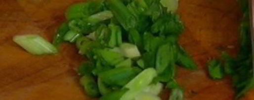 Шаг 4: тостов с сельдью, яйцом и тархунным майонезом