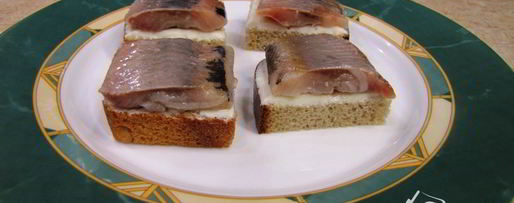 Шаг 5: тостов с селедкой