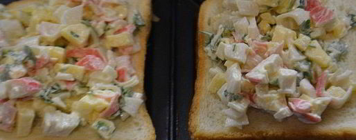 Шаг 1: тостов с сыром и крабовыми палочками