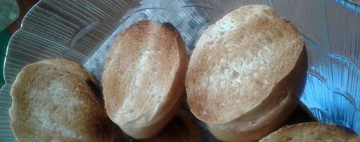 Шаг 1: тостов с томатами