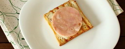 Шаг 4: тостов с ветчиной и сыром