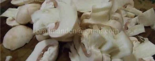 Шаг 14: глазуньи в помидоре