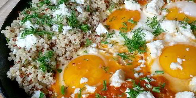 Рецепт шакшуки с киноа и брынзой