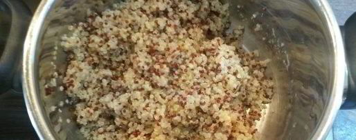 Шаг 1: шакшуки с киноа и брынзой