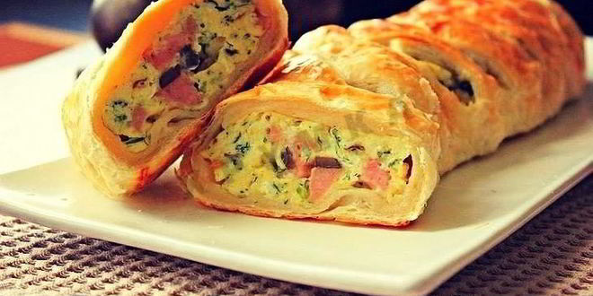 Рецепт яичницы-болтуньи в слоеном тесте