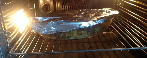 Шаг 4: яичницы и запеченный картофель с беконом и ароматными травами