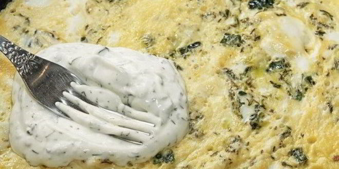 Рецепт яичницы по-азербайджански с зеленью