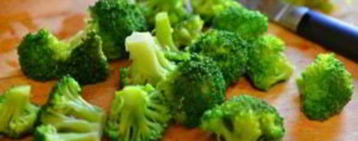 Шаг 1: яичницы с брокколи