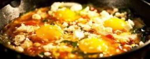 Шаг 6: яичницы с брынзой