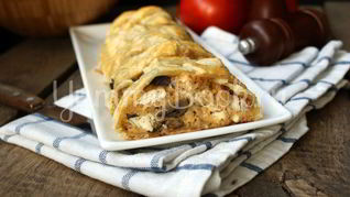 Рецепт Яичницы с филе и грибами в слоеном тесте