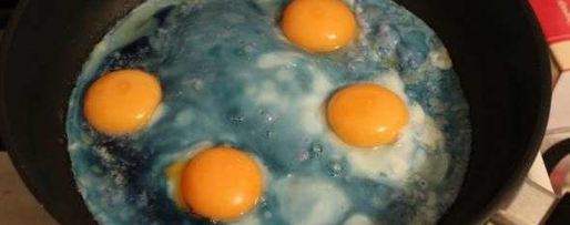 Шаг 21: яичницы с приправами