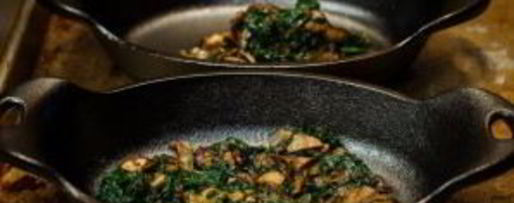 Шаг 2: яичницы со шпинатом и грибами в духовке