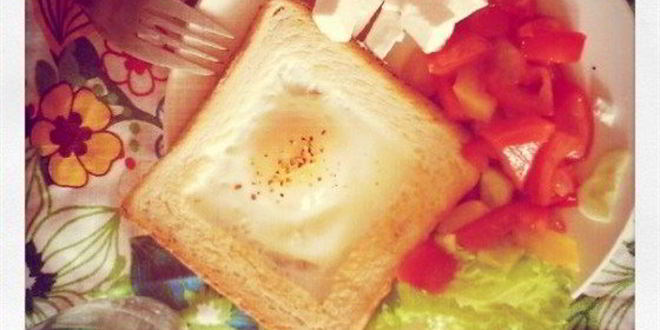 Рецепт яичницы в хлебе