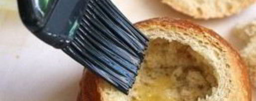 Шаг 1: яичницы в хлебном горшочке