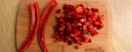 Шаг 1: яичницы в томате по-африкански