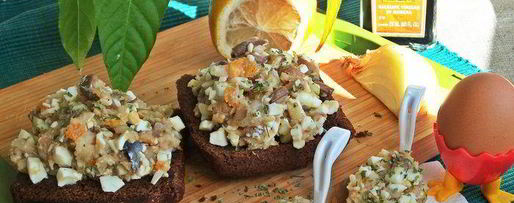 Шаг 15: закуски скумбрия с яйцом