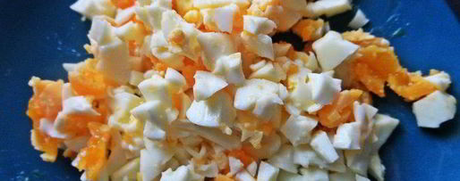 Шаг 8: закуски скумбрия с яйцом