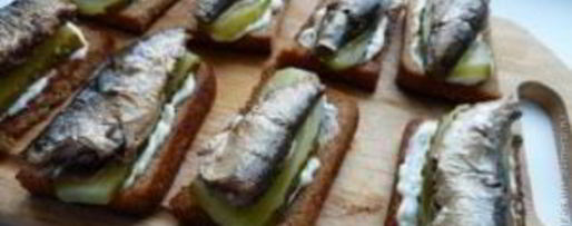 Шаг 4: закуски со шпротами