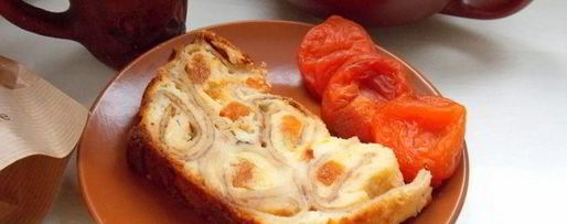 Шаг 7: заливной баницы с творогом и курагой