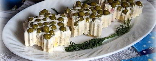 Шаг 9: новогоднего заливного из кальмаров