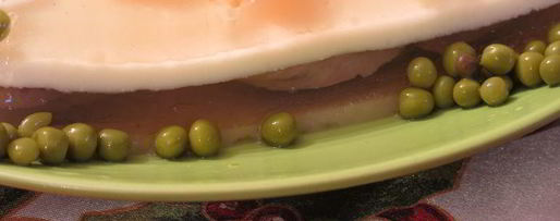 Шаг 11: слоеного заливного из языка петушок