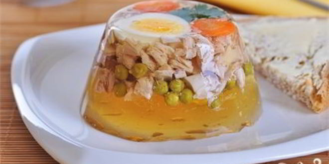 Рецепт слоеного заливного