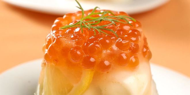 Рецепт заливного из сибаса с красной икрой