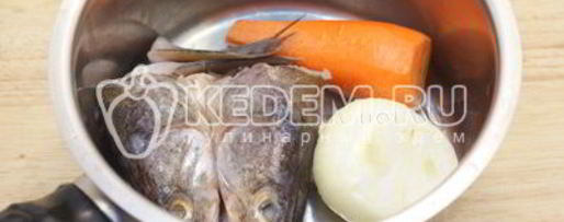 Шаг 3: заливного из судака праздничное