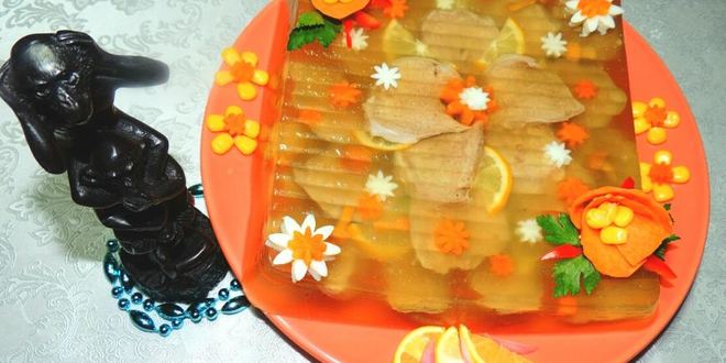 Рецепт заливного из телячьих языков с маринованными опятами