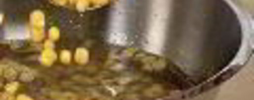 Шаг 3: заливного с горошком и кукурузой