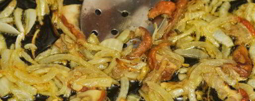 Шаг 6: дорадо, фаршированная жюльеном из морепродуктов