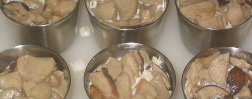 Шаг 5: сливочного жульена из белых грибов без муки