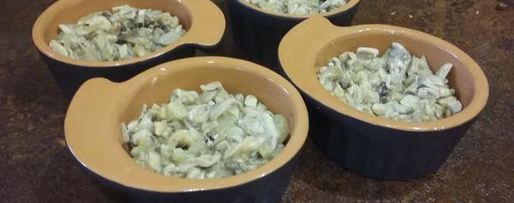 Шаг 2: жульена из грибов под яйцом