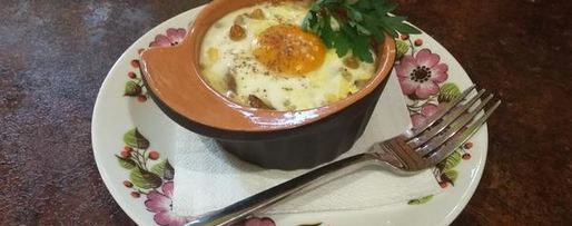 Шаг 6: жульена из грибов под яйцом