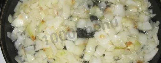 Шаг 2: жульена с курицей и грибами на сковороде