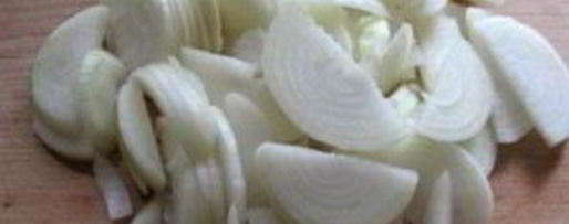 Шаг 1: жульена с курицей и шампиньонами