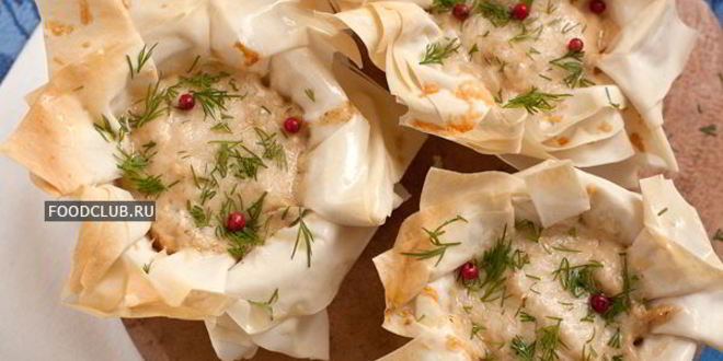 Рецепт жульена с курицей в тесте фило