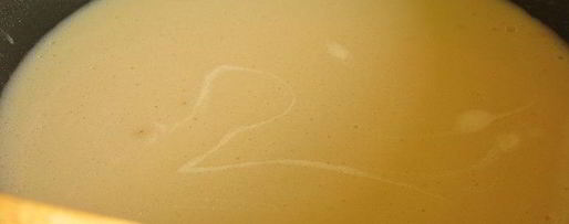 Шаг 2: жульена тома яма с крабовыми палочками