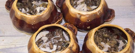 Шаг 17: жульена в горшочке с курицей и грибами